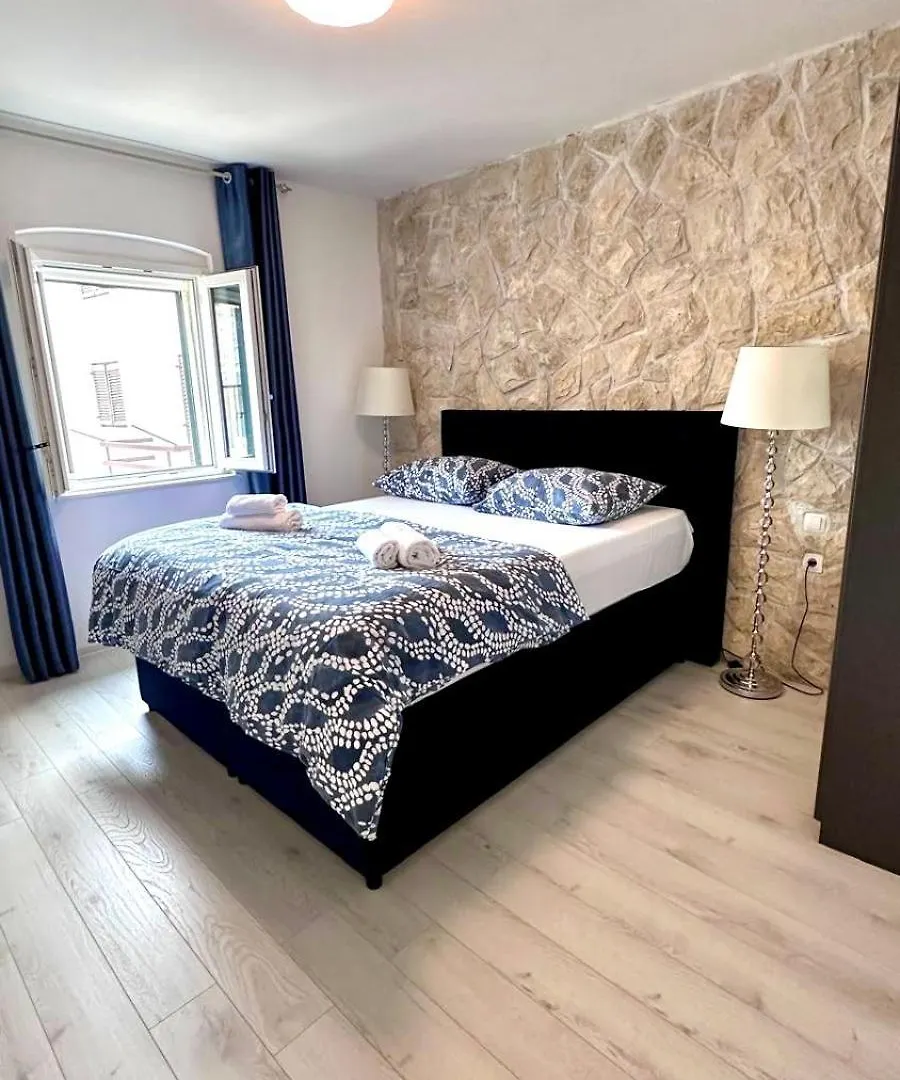 Apartment Vijoleta In City Centre location